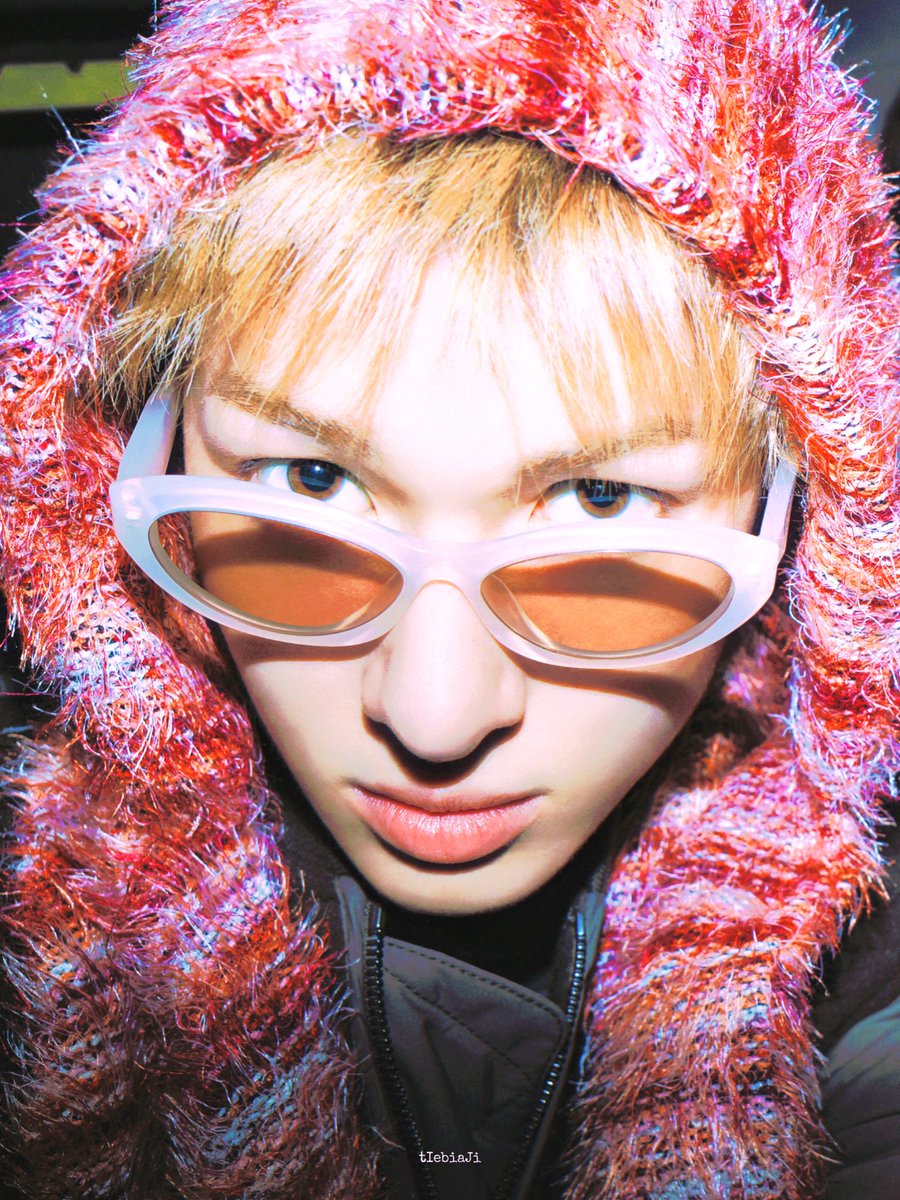 tIebiaJi's tweet image. Every color looks amazing on #martin #마틴.