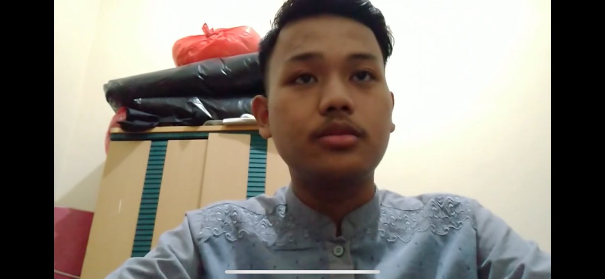 jokiskripsi_nay's tweet image. PLEASE HELP RT + REPOST PLS😭🙏

halo guys aku mau izin up PENIPU JOKI HIT &amp;amp; RUN GAMAU BAYAR ATAS NAMA 

TSAQIF SATWIKA WIDYATNA dengan nim 22040274108 dengan no wa : 0858210040935. dia anak PENDIDIKAN GEOGRAFI UNESA dan dia udah ngeblock 4 orang timku dan belum ada bayar samsek