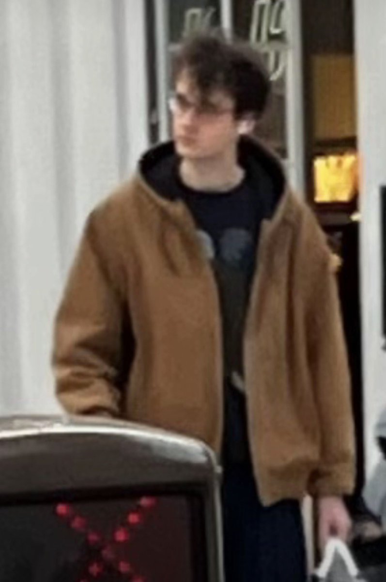 my gorgeous mysterious and nonchalant boyfriend who i love