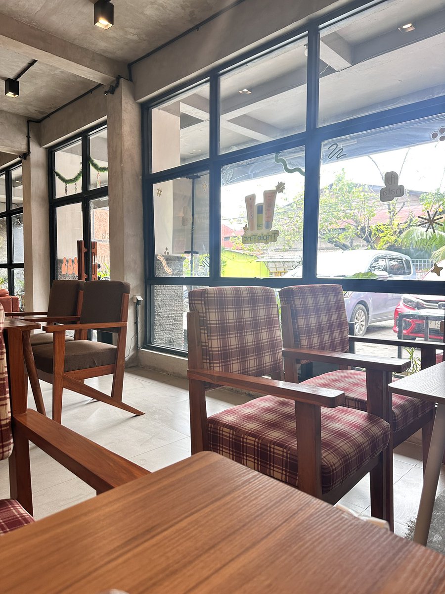 elsndpd's tweet image. Sendiri aeee