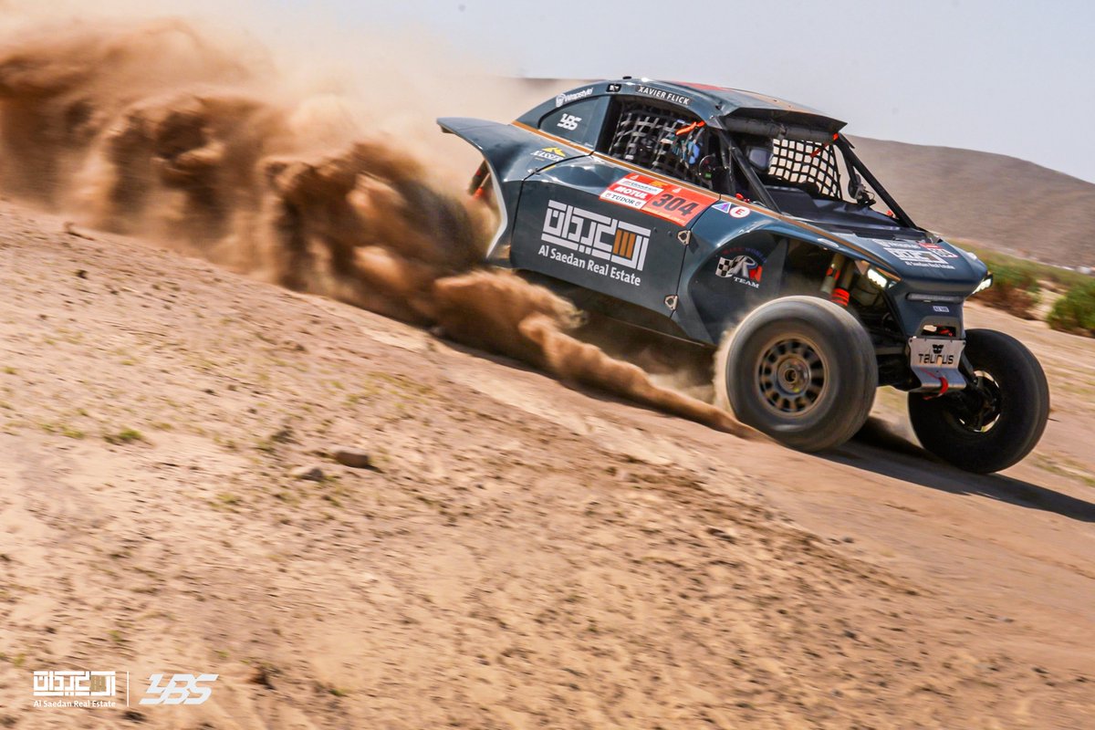 من أرض الوطن، حيث تتنوّع التضاريس وتتجلّى روعة المشهد، يحضر البطل العالمي السعودي ياسر بن سعيدان <a href="/yasir_saidan/">ياسر حمد بن سعيدان</a> في رالي #Dakar2026 على مسارات تعكس جمال المملكة واتساعها.

شركة آل سعيدان للعقارات تفخر بأن تكون الراعي الرئيسي للبطل في البطولة.

ومع انطلاق المرحلة الاستعراضية تتمنى