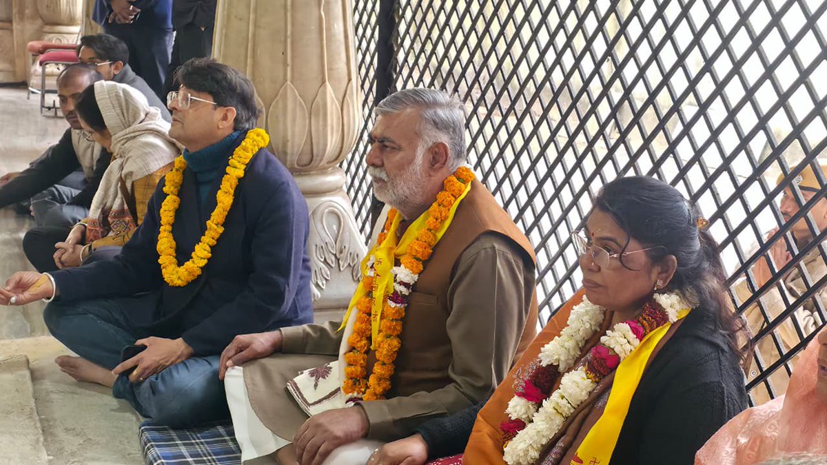 Prahlad Singh Patel ( वृक्ष से जल, जल से जीवन) tweet media