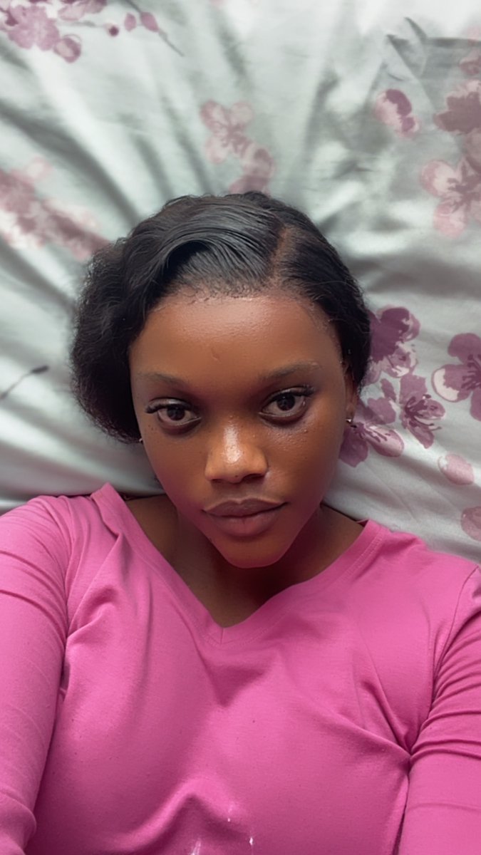 Princess24th's tweet image. Screen licks 👅👅