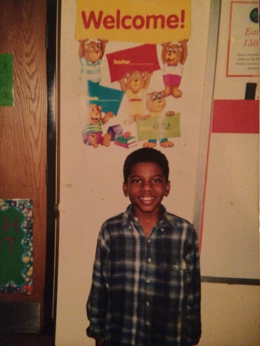 FindingMecca's tweet image. School pictures cracking smiles, now my face stuck, shellshocked seeing how much they really hated us