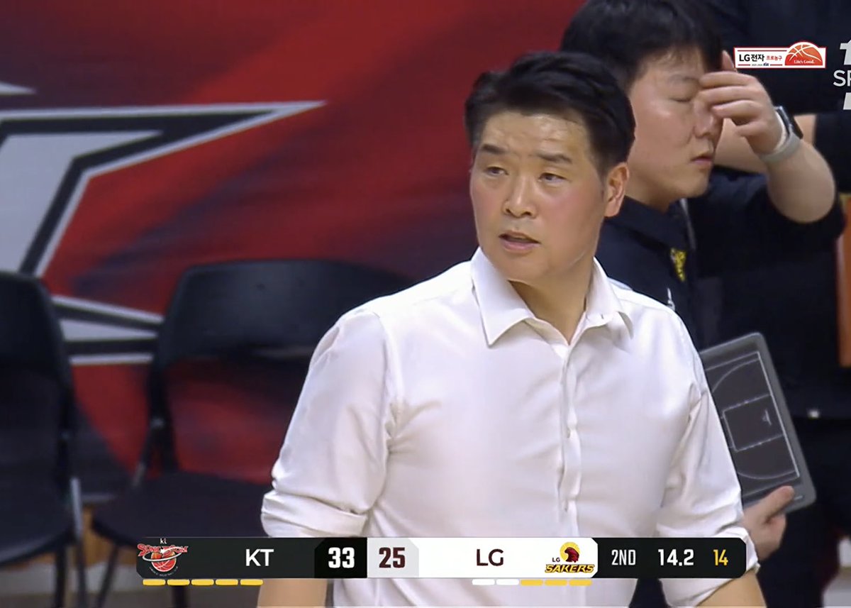 조상현 요즘 유행하는 구운 볼 메이크업했네 블러셔 표현 죽여주네