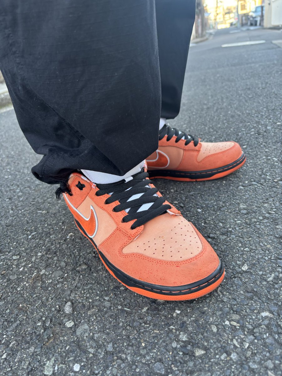 Wccf_PaPa's tweet image. 娘と買い物へ！
今日はS.W.U.NとConcepts × Nike SB Dunk Low SP "Orange Lobster"👟🦞

@relation_r
@Snkrs_warrior 
@SWUN2022 
@hanchikaLab 
#SWUN