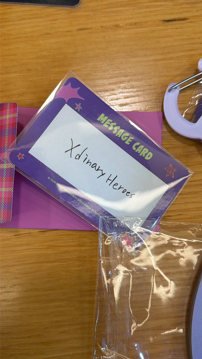 엑디즈 시크릿포카 메세지카드 교환

✍️메세지 카드
저: 준한
💜: 가온