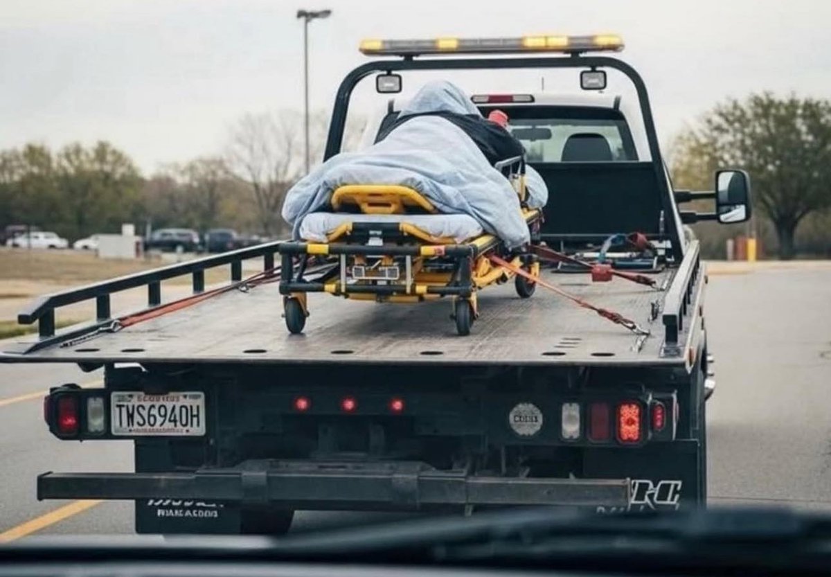 SWorton's tweet image. healthcare finally figured out what's needed for most ambulance transports