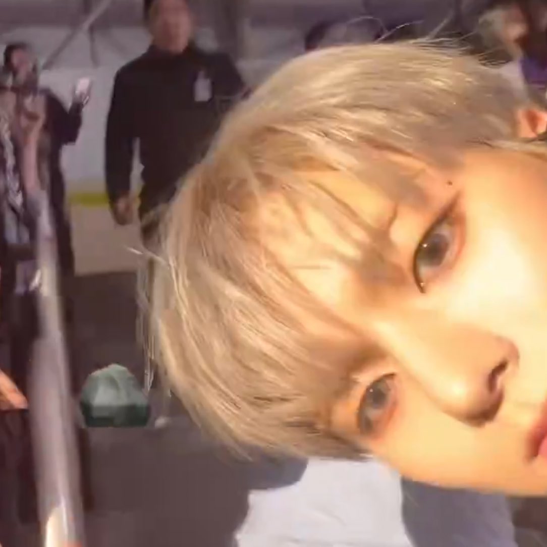 mongeol0's tweet image. 아아이건아니야