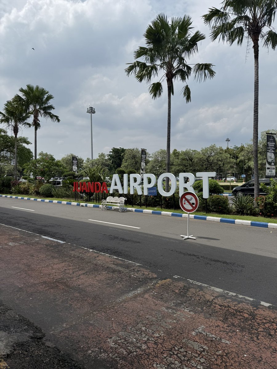 Cenda (@povcendana) on Twitter photo 