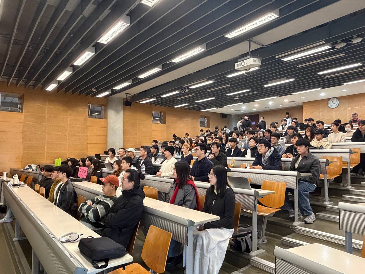 IvAn🤪 | Comma3 tweet media