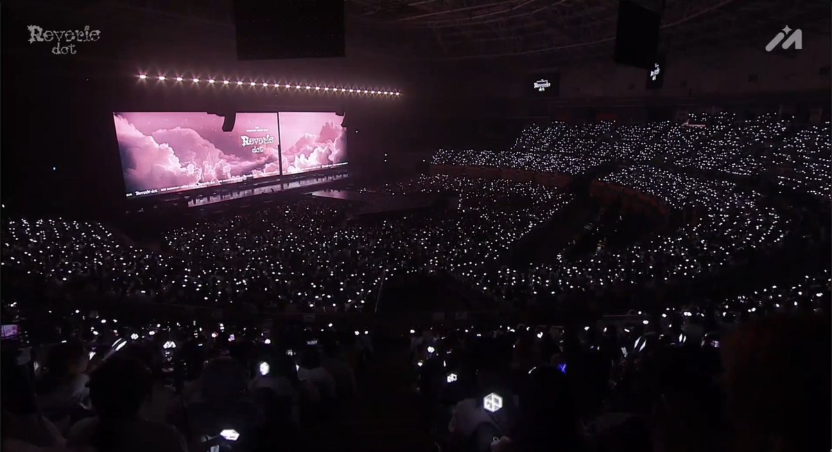 baegdough's tweet image. KSPO DOME FULL HOUSE FOR BAEKHYUN REVERIE DOT!🤍