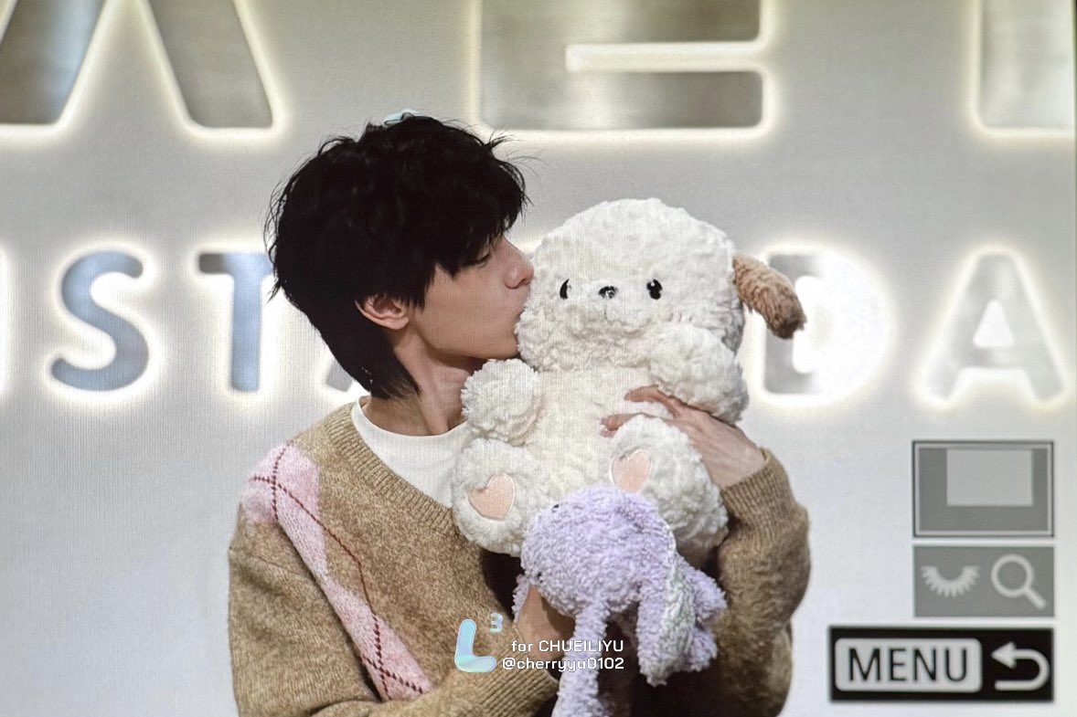 260104 KM

#최립우 #CHUEILIYU #崔立于