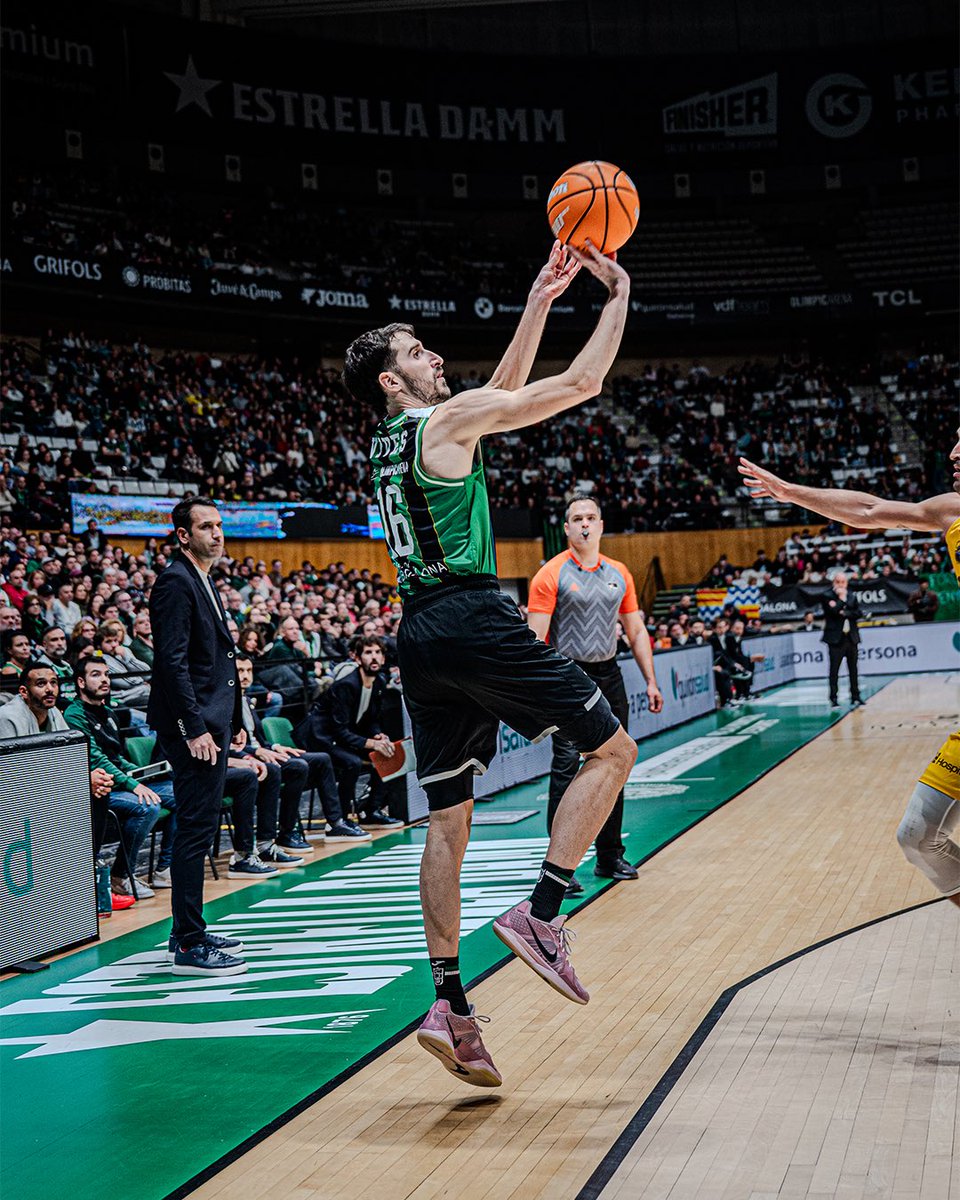 polvallesimo's tweet image. Le podemos poner nombre a este tiro ya?🦩🦩🦩🦩💚🖤

📸: @polvallesimo 

#ForçaPenya