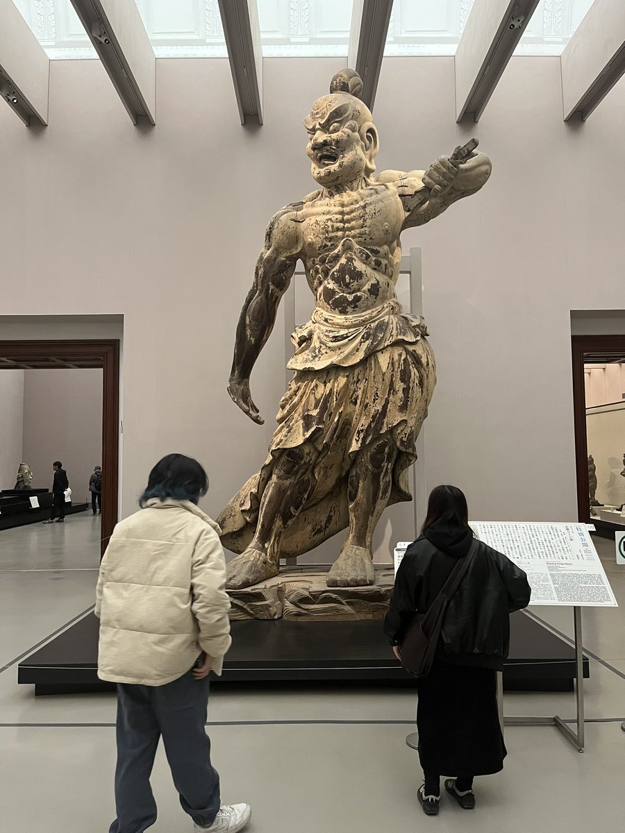 金剛力士像ありえんでかい