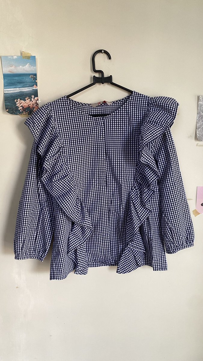 BBRVEL's tweet photo. Blouse korea https://t.co/AjAf4p9mBr