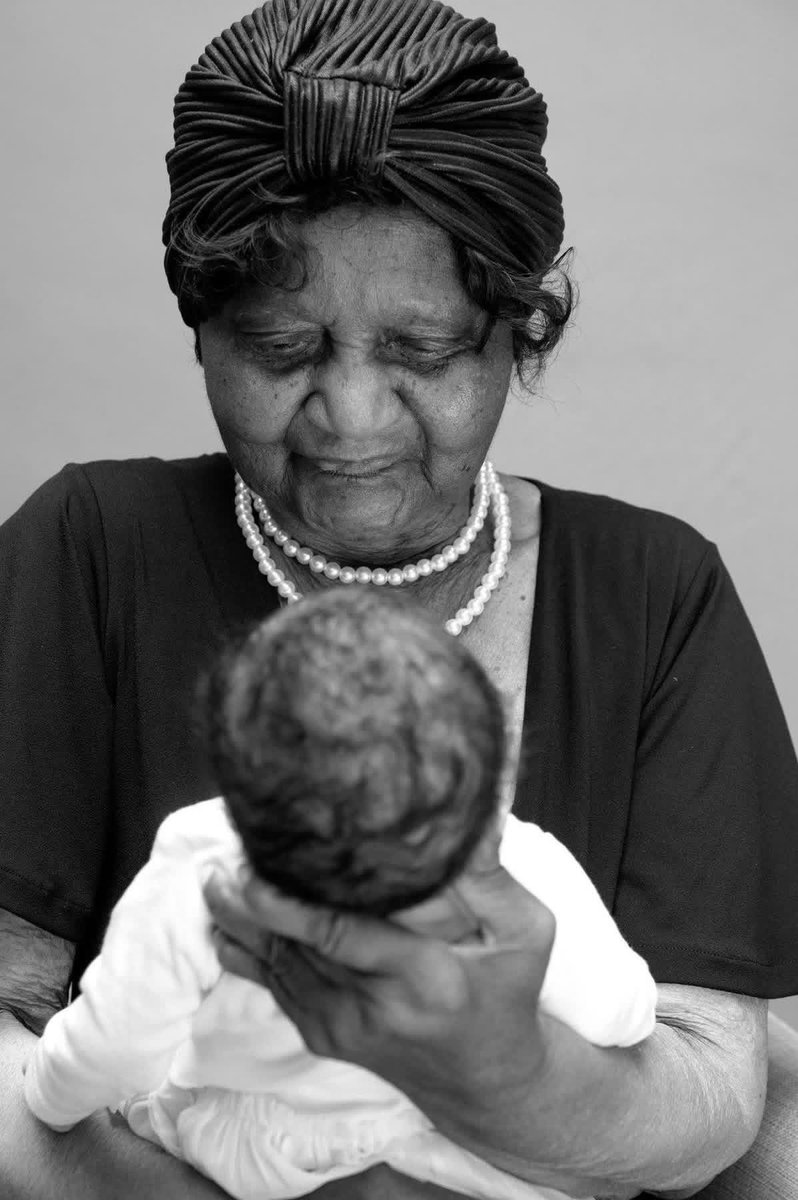 Kgadi_yaMoloto's tweet image. You when you are  finally financially stable and decide to have a baby.