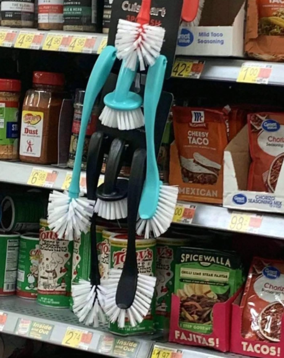 shitpost_2077's tweet image. 