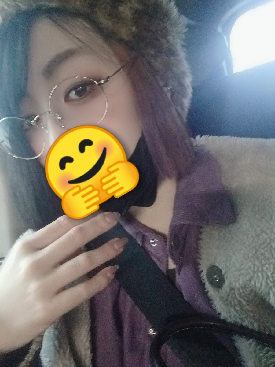 今日から仕事初め！！！俺、もっと休めます！！！大好きなパプリカの再上映もまだ行けてないのでもっと休みをください！！！

そういえば仕事納め後に両サイドインナーを紫にしてました💜