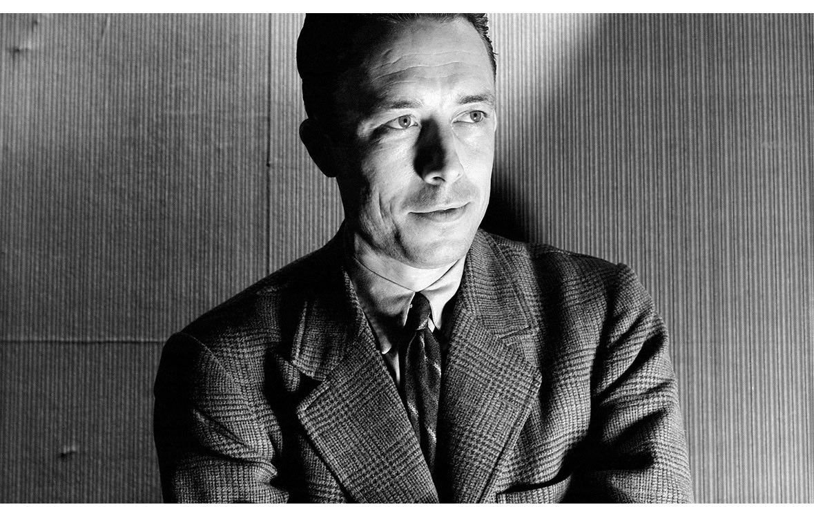 Peine01's tweet photo. "Jede einem Menschen zugefügte Beleidigung, gleichgültig welcher Rasse er angehört, ist eine Herabwürdigung der ganzen Menschheit." 
Guten Morgen mit Albert Camus 
7. November 1913 - 4.Januar 1960
( er starb bei einem Autounfall) https://t.co/mzIPSaVRdh