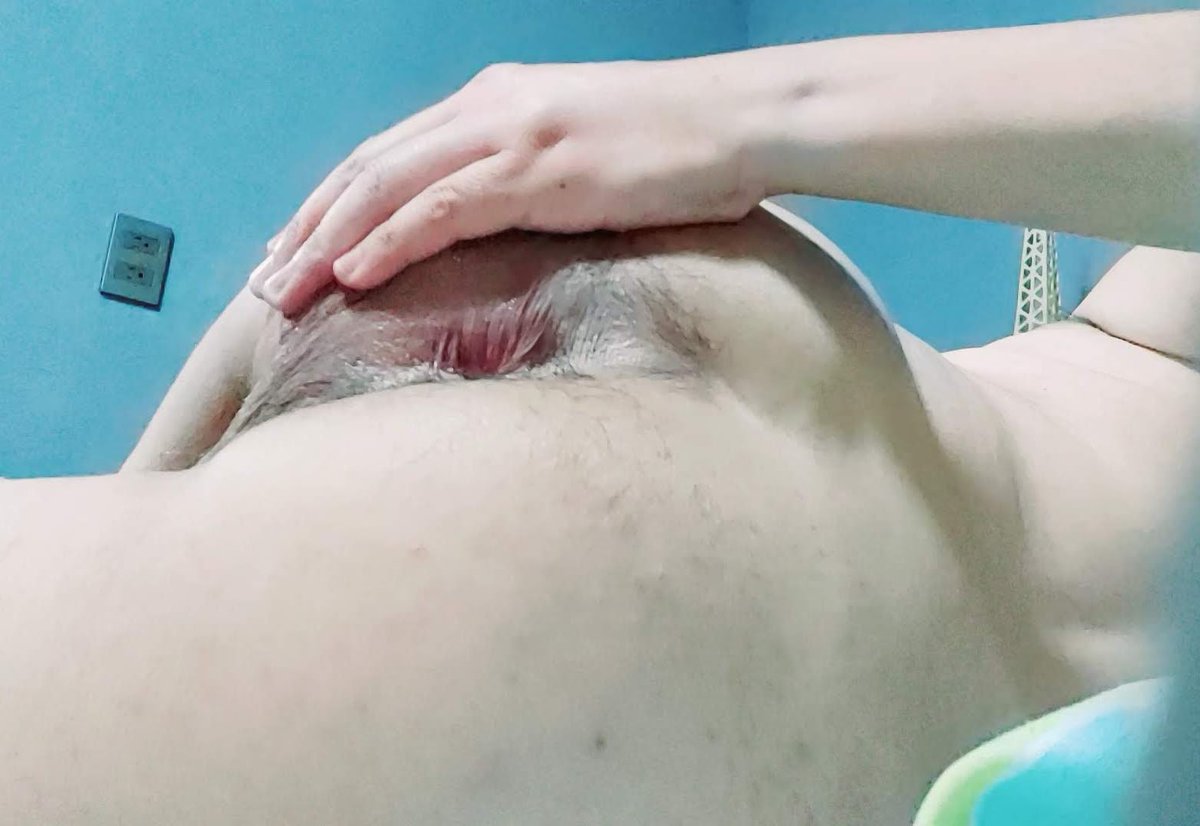 Uriel11Rios's tweet photo. @manuofi1 Aquí esta el mío para que lo llenes de lechita  😏🤤🍆💦🍑 https://t.co/HtHUAYkjKq