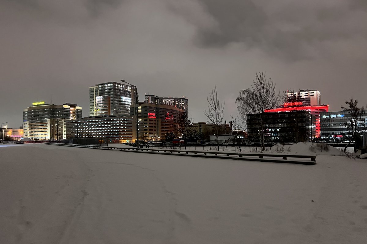 закрытая сейчас часть проспекта Лихачева – территория бывшего ЗИЛа