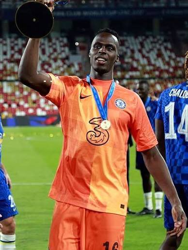 🔴🔴🔴.. صياحهم و لطمهم لا يهمكم فالحقيقة هي لتغطية فشل فريقهم تجاوز جدولة وضعت فريقهم امام فريق ينقصه ابرز نجومة الاجانب اما للايقاف او لمشاركتهم مع منتخباتهم في .. افريقيا ..!!!!
#الهلال_ضمك