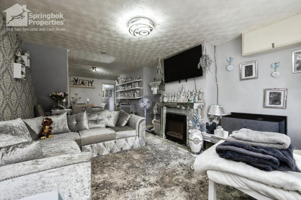 One of my biggest worries is making new friends then going round for tea and discovering their house looks like this, and I’ll have to fake my own death to get out the friendship.