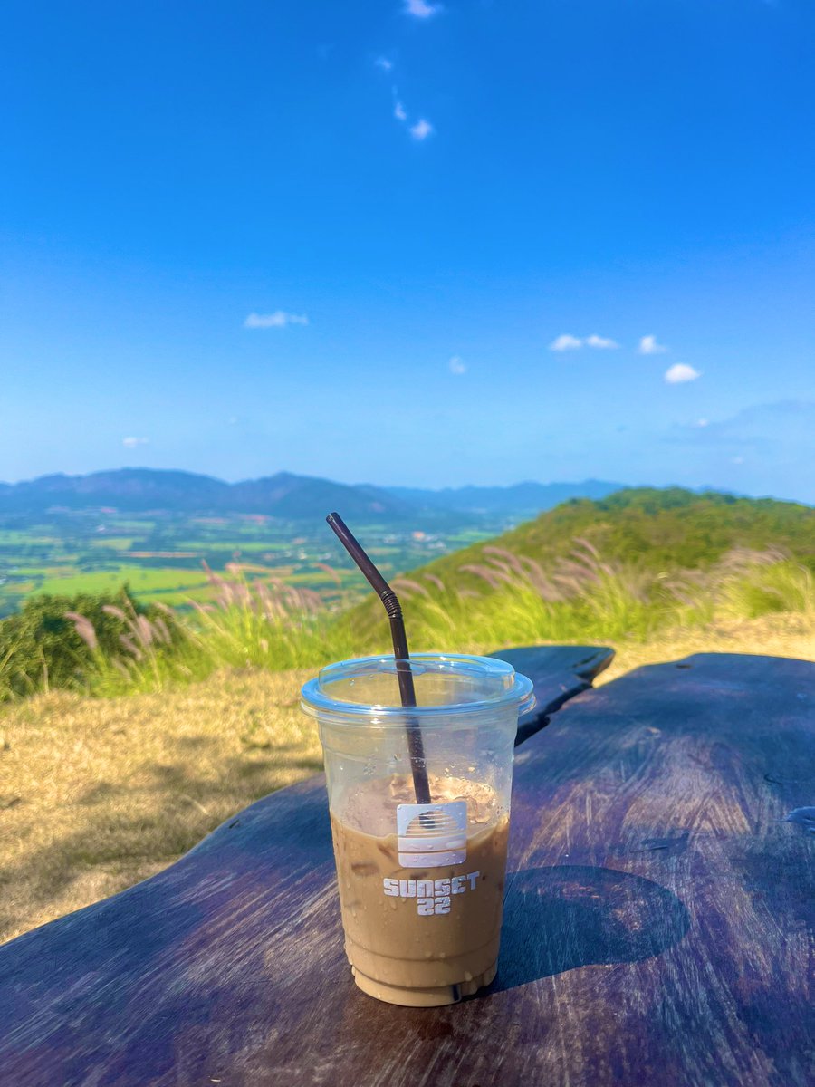 One14Some's tweet image. #sunset22 #สีคิ้ว #โคราช