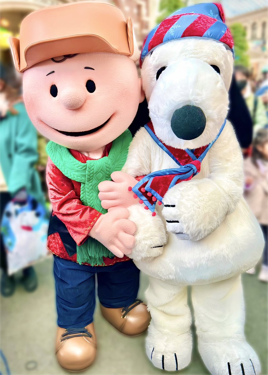 今日も寒いからぎゅっとしてようね🫂💕 #USJファン #USJクリスマス