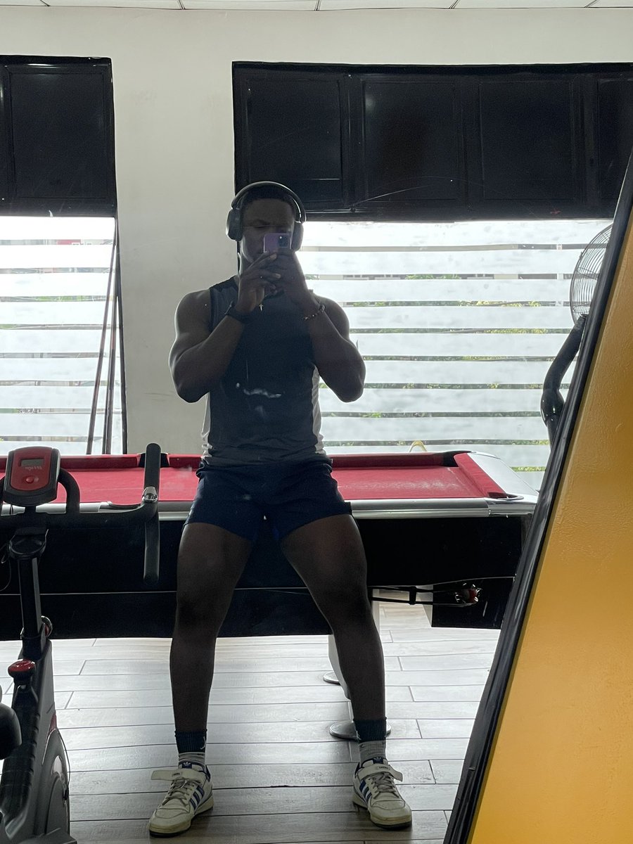 dunamistic's tweet photo. @SamuelOtigba Hii chief, I do like a chance to work with you. 
Height:6’2
Location: Lagos, Nigeria https://t.co/kemnnouz1b