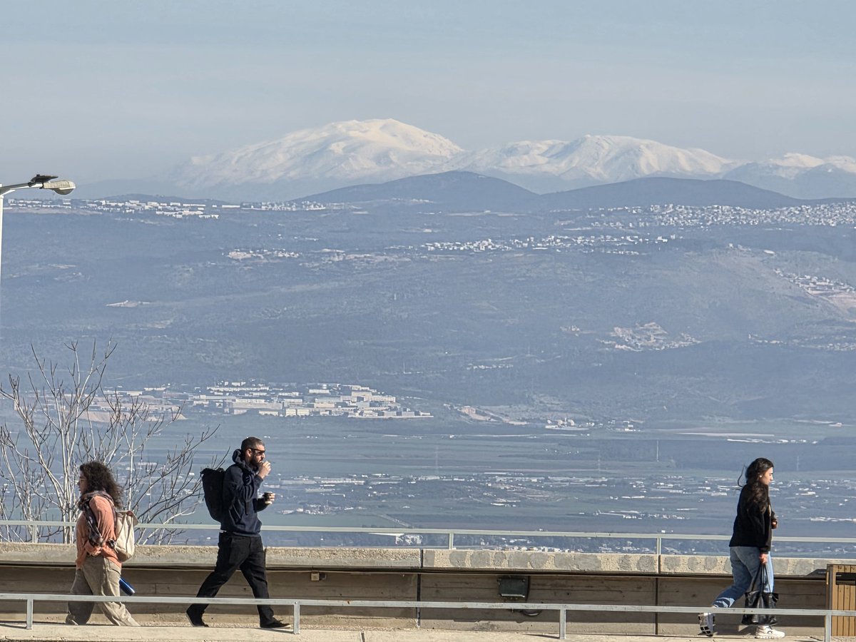 היום שלי נקבע לפי הראות
היום יהיה יום בן זונה