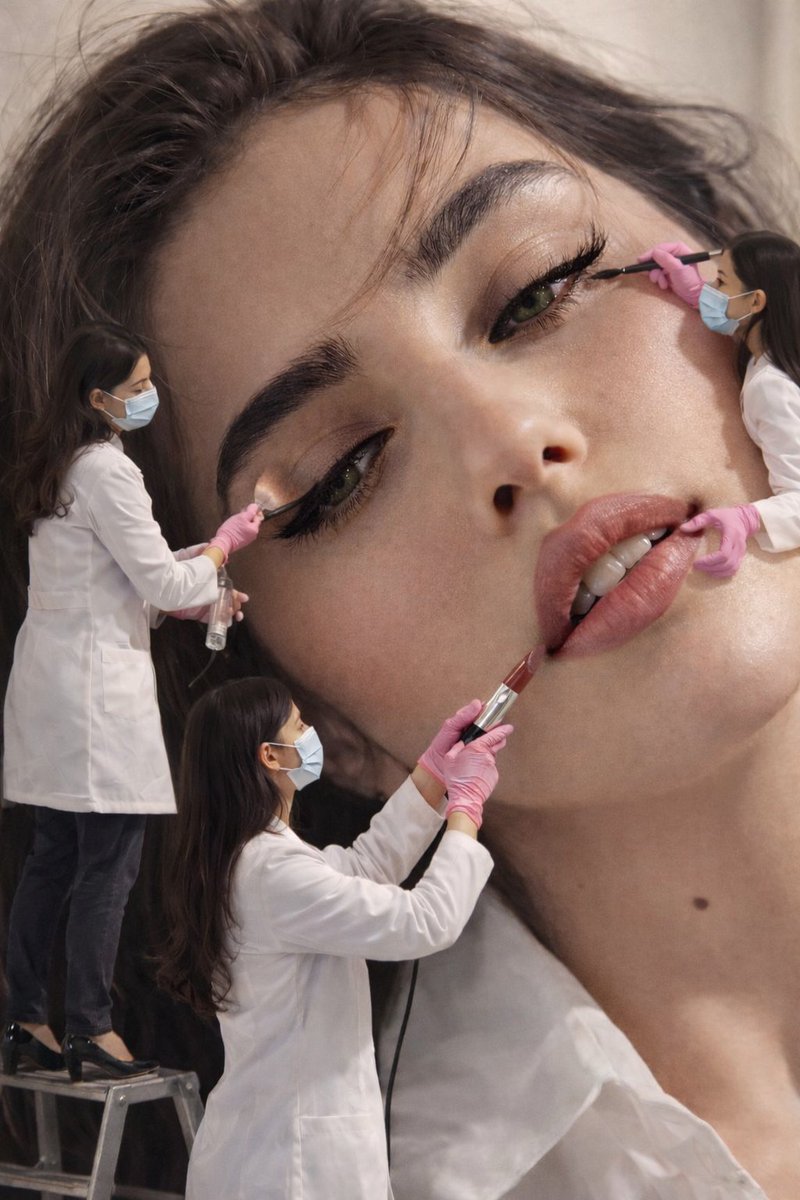 Giant Glam: Surreal Beauty Unleashed