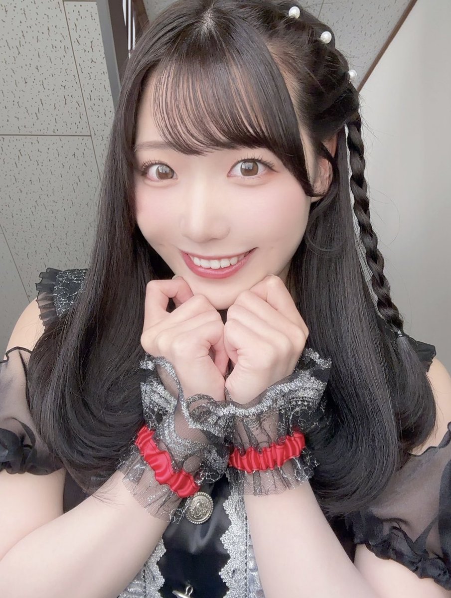 アイドルフリマ＆LIVE
ありがとうございました！

みんなに新年の挨拶できて
嬉しかったよ〜〜🎍🌅
改めて今年もよろしくね♡♡

フリマでも沢山ゲットしてくれて
ありがとう♡大切にしてね…♡