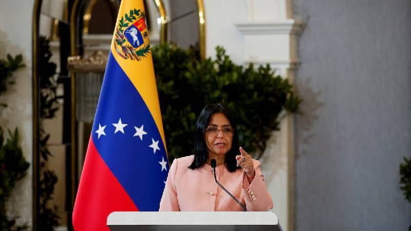 Jojotoweb's tweet photo. TSJ ordena que la Vicepresidenta Delcy Rodríguez asuma como Presidenta Encargada de la República Bolivariana de Venezuela tras Ausencia Forzada originada por el Secuestro del Presidente Nicolás Maduro tras ataque de EEUU a Venezuela https://t.co/McarVVbT76