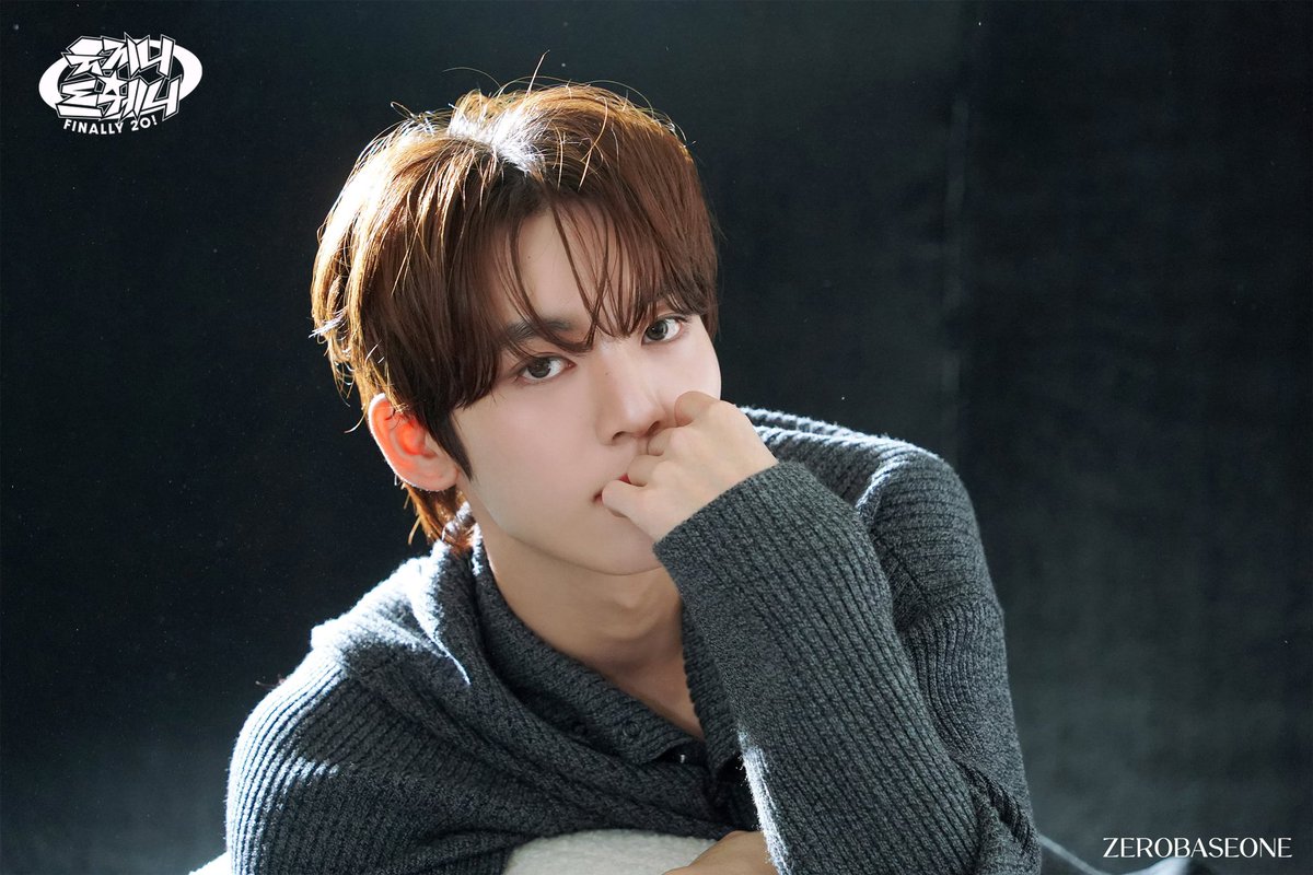 han yujin pics (@07hanpics) on Twitter photo 