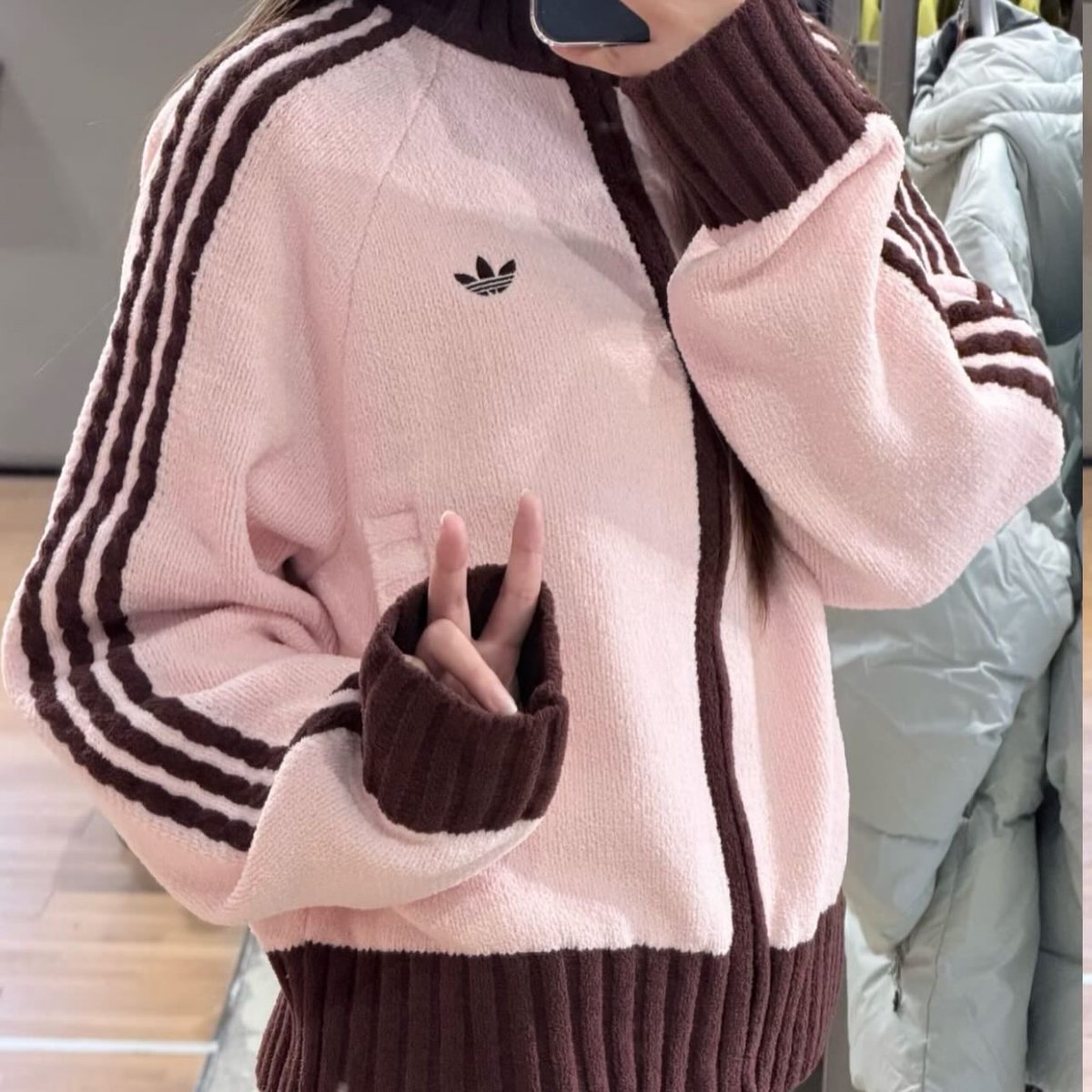 _9743_o_sub's tweet image. adidasの新作可愛すぎやしませんか？？💦