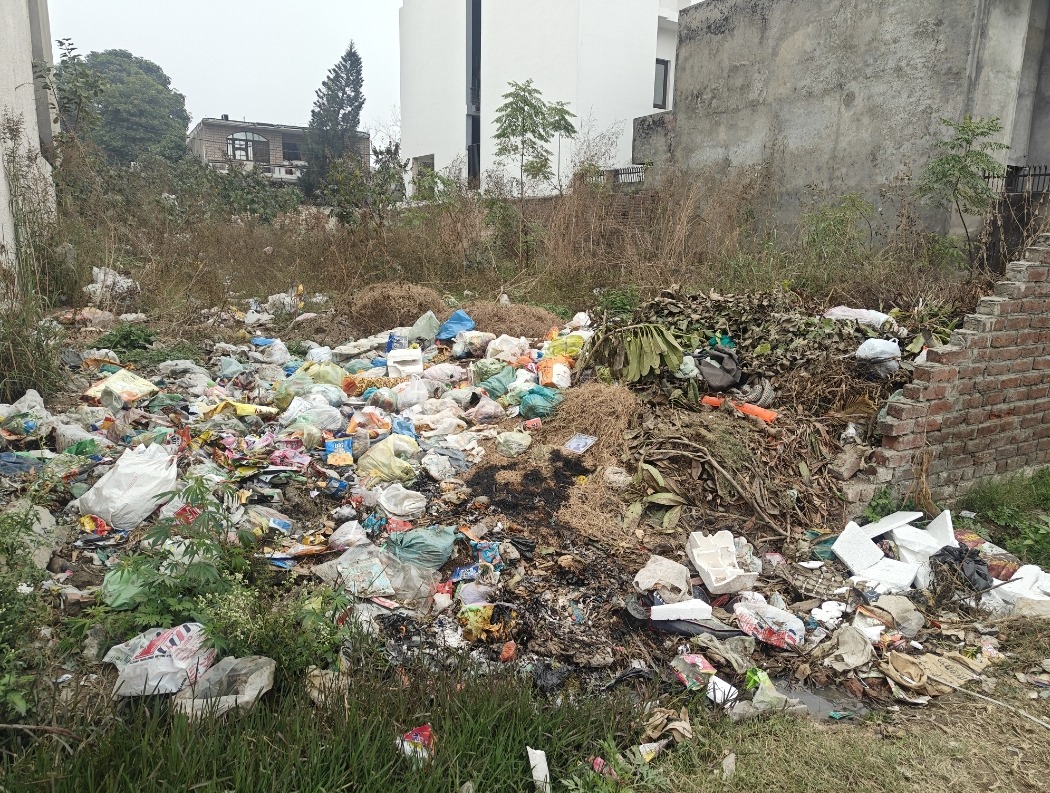 Sabbah Haji Done With This Place tweet media