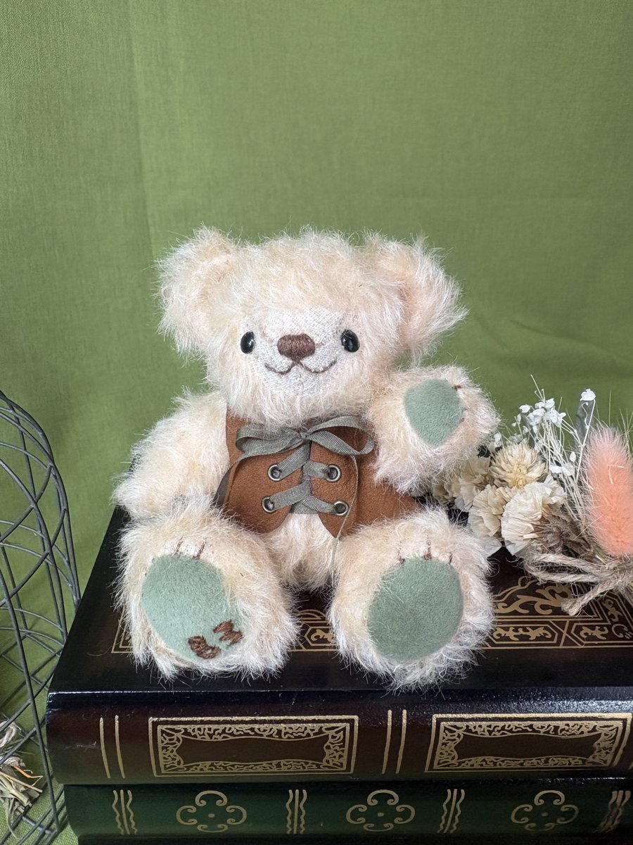 マ*ン様 作家様　ベージュとネイビーのクマ ポーラーベア マネーボックス｜PALASET(パラセット)｜Ron Herman