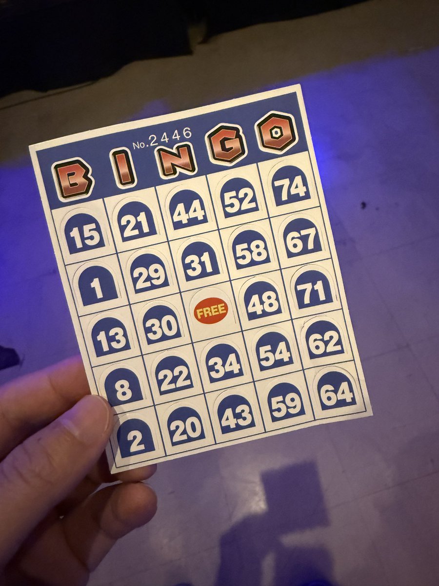 ビンゴ大会で当たりました。 ビンゴ大会！！！！！ トーナメントかな？ 総当たり戦かな？