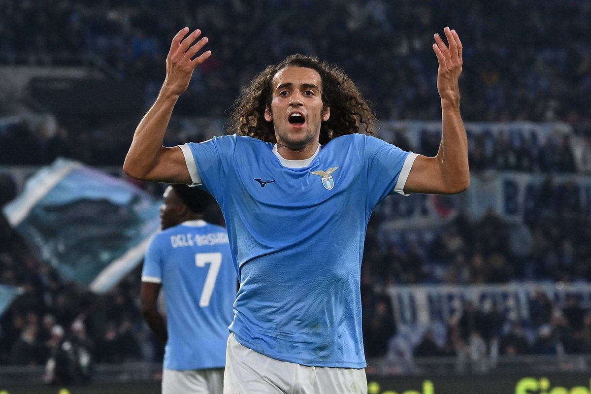 💶 Fenerbahçe, Matteo Guendouzi'ye yıllığı 4 milyon eurodan 5 senelik sözleşme önerdi. 🔎 Fransız oyuncu, Lazio'da 2.5 milyon euro kazanıyor. (🗞️La Gazzetta dello Sport)