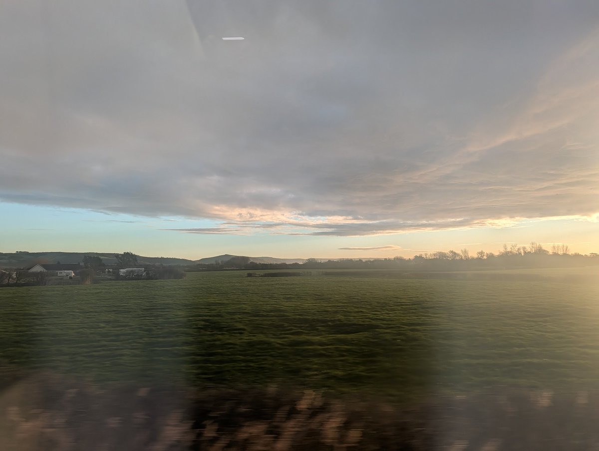 TheTruckingFootballManager tweet media