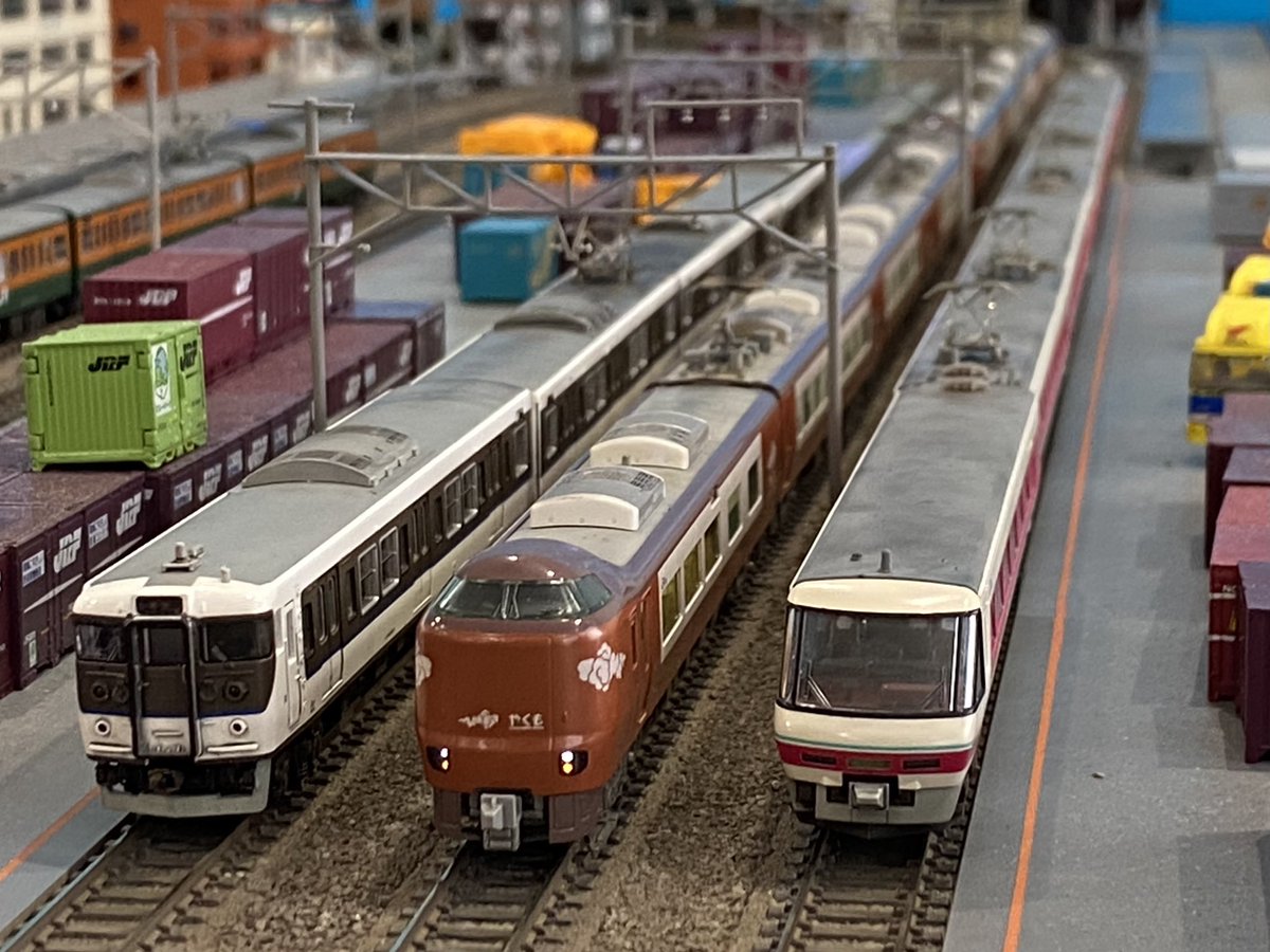 安芸山陽模型@鉄コレ新品予約も定価より27%オフ🙌 (@akisanyomokei