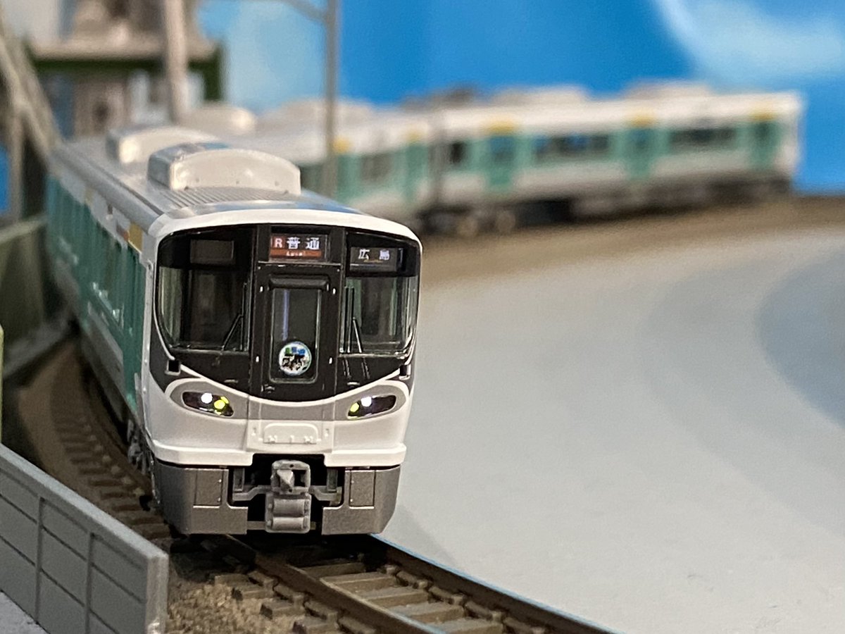 安芸山陽模型@鉄コレ新品予約も定価より27%オフ🙌 (@akisanyomokei