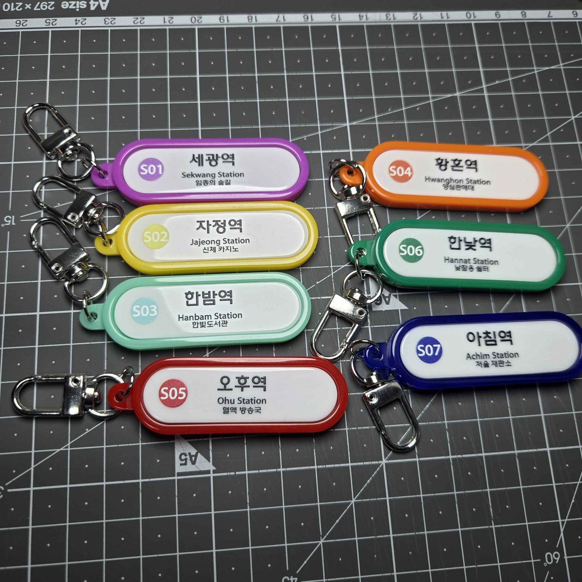 pposungdobby's tweet image. 요녀석들도 전시해야징