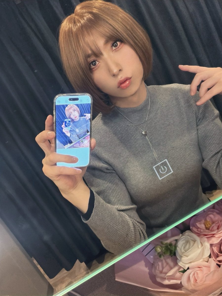 ♡ゆぅさま♡ Post by 優（ゆぅ）@女装😈💕 on X: 例の鏡😈🪞✨