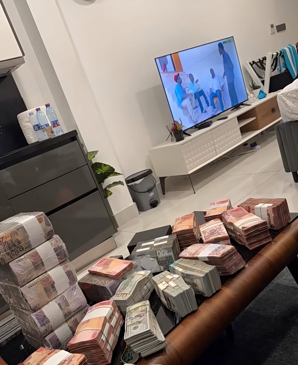 What are you more focused on making money or making Heaven ❓