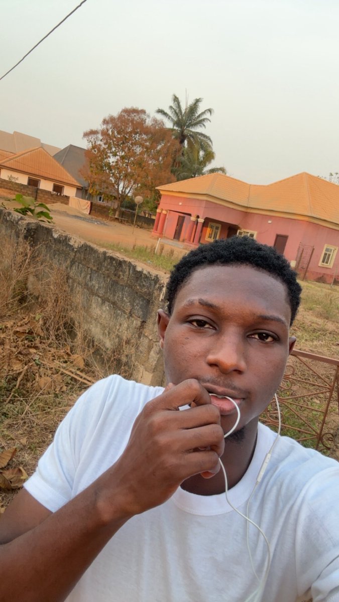 hhuncho tweet media