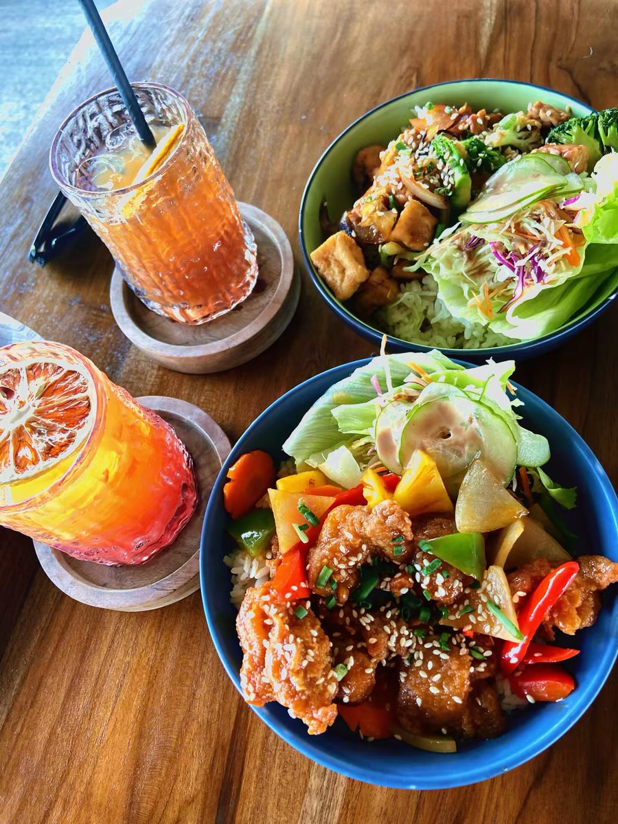 betbies's tweet image. Nyom nyommm