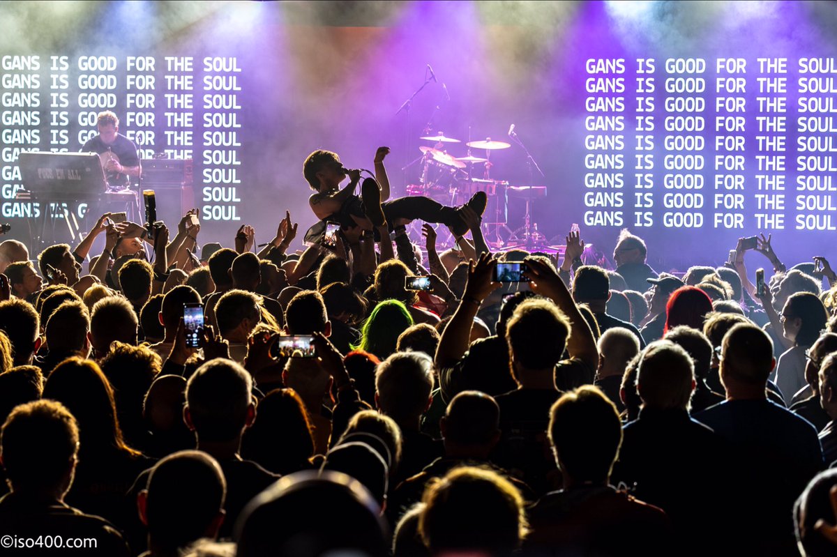 Breaking Glass Magazine tweet media